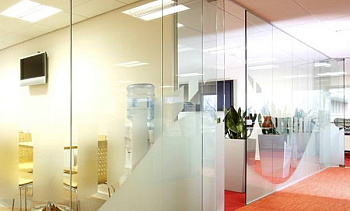 Перегородки офисные стеклянные премиум в Челябинске. Готовые проекты ПерилаГлавСнаб