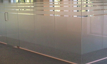 Cтеклянные перегородки - вариант 3 в Челябинске. Готовые проекты ПерилаГлавСнаб