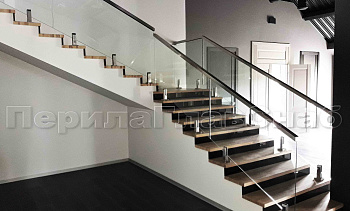 Стеклянные перила для колодезных лестниц в Челябинске. Готовые проекты ПерилаГлавСнаб Стеклянные перила для колодезных лестниц в Челябинске. Готовые проекты ПерилаГлавСнаб
