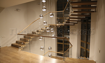 Перила для лестниц в частном доме в Челябинске. Готовые проекты ПерилаГлавСнаб