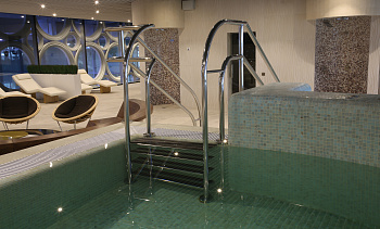 Поручни для бассейна в Челябинске. Готовые проекты ПерилаГлавСнаб