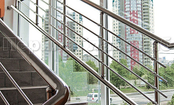 Ограждение на окна из нержавеющей стали в Челябинске. Готовые проекты ПерилаГлавСнаб