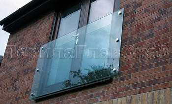 Ветрозащитное ограждение без стоек, на точечном креплении в торец в Челябинске. Готовые проекты ПерилаГлавСнаб