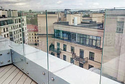 Цельностеклянные ограждения для крыш в Челябинске. Готовые проекты ПерилаГлавСнаб - фото 24