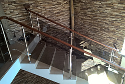 Ограждения из нержавейки со стеклом в Челябинске. Готовые проекты ПерилаГлавСнаб - фото 20