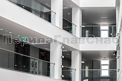 Стеклянные перила для атриумов в Челябинске. Готовые проекты ПерилаГлавСнаб - фото 13 Стеклянные перила для атриумов в Челябинске. Готовые проекты ПерилаГлавСнаб - фото 13