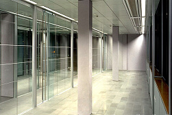 Раздвижные стеклянные двери в Челябинске. Готовые проекты ПерилаГлавСнаб - фото 2