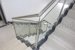 Стеклянные перила для колодезных лестниц в Челябинске. Готовые проекты ПерилаГлавСнаб - фото 13 Стеклянные перила для колодезных лестниц в Челябинске. Готовые проекты ПерилаГлавСнаб - фото 13