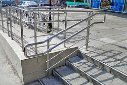 Поручни для инвалидов из нержавеющей стали в Челябинске. Готовые проекты ПерилаГлавСнаб - фото 12