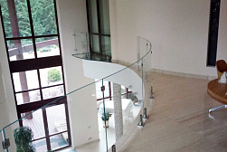 Стеклянные перила для балконов в Челябинске. Готовые проекты ПерилаГлавСнаб - фото 19