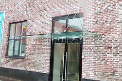 Стеклянные козырьки на вантах в Челябинске. Готовые проекты ПерилаГлавСнаб - фото 23