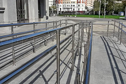 Поручни для инвалидов из нержавеющей стали в Челябинске. Готовые проекты ПерилаГлавСнаб - фото 2