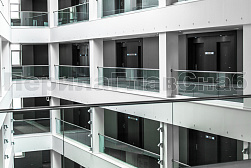 Стеклянные перила для атриумов в Челябинске. Готовые проекты ПерилаГлавСнаб - фото 14 Стеклянные перила для атриумов в Челябинске. Готовые проекты ПерилаГлавСнаб - фото 14