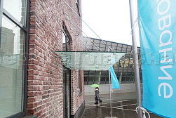 Стеклянные козырьки на вантах в Челябинске. Готовые проекты ПерилаГлавСнаб - фото 22