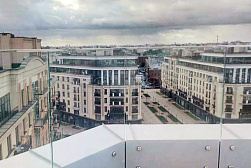 Цельностеклянные ограждения для крыш в Челябинске. Готовые проекты ПерилаГлавСнаб - фото 2