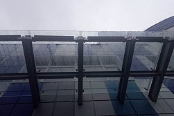 Стеклянные козырьки на спайдерах в Челябинске. Готовые проекты ПерилаГлавСнаб - фото 10