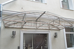 Козырьки и навесы на металлокаркасе в Челябинске. Готовые проекты ПерилаГлавСнаб - фото 1